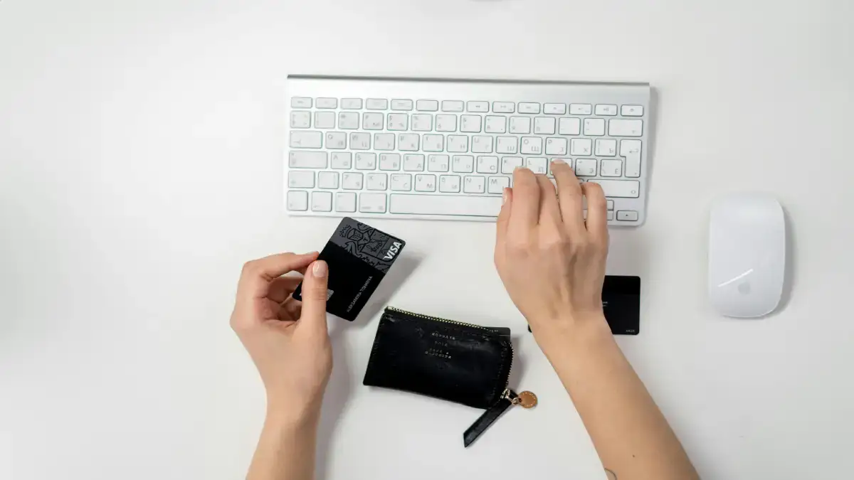 Elevating E-Commerce: Maximizing Salesforce for Online Retail